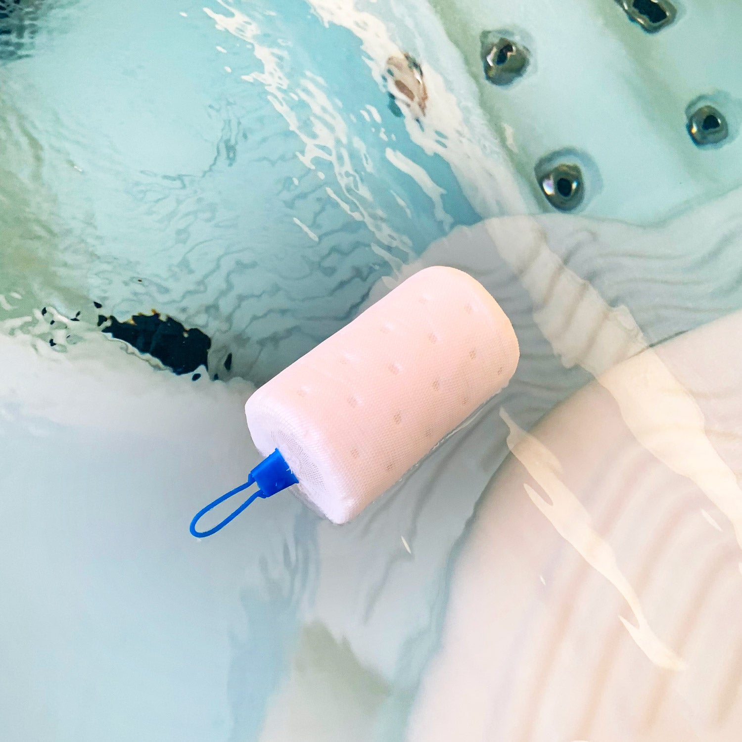 ZorbO Floating Oil Scum Absorber for Pools & Spas – SpaDepot.com